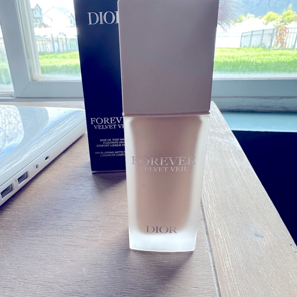 Dior Forever velvet veil primer